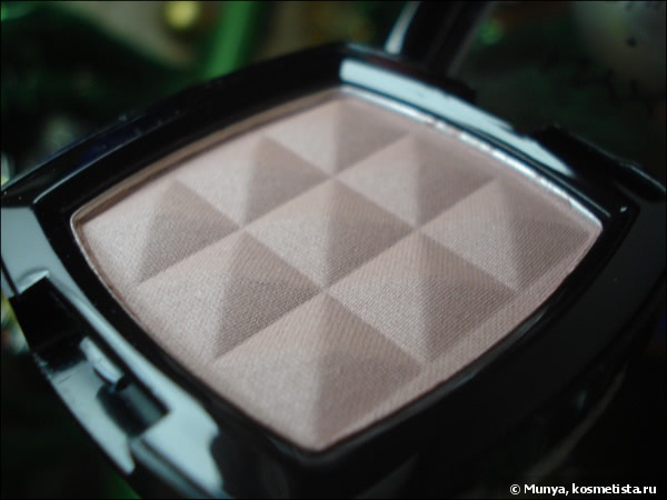 Сухие румяна NYX Powder Blush PB11 Taupe - идеальны для светлокожих и точка