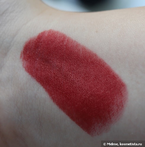 Матовая красная помада Revlon Matte Lipstick в оттенке Really Red