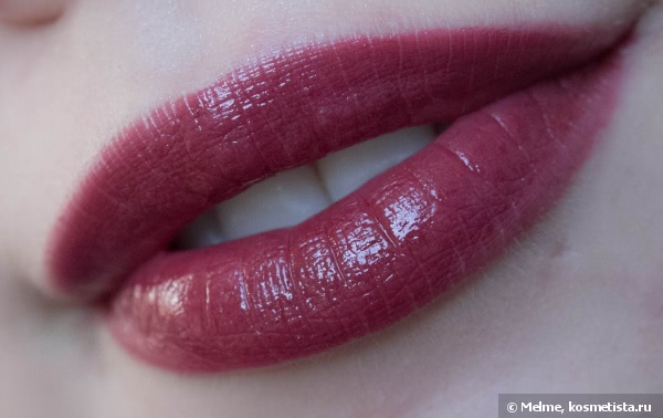 Clarins Rouge Prodige Lipstick в оттенке 135 Dark Cherry