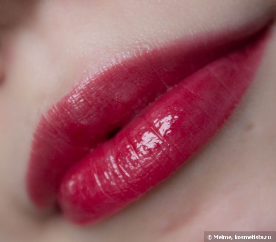 Chanel Rouge Allure Gloss Colour and Shine в оттенке № 19 Pirate