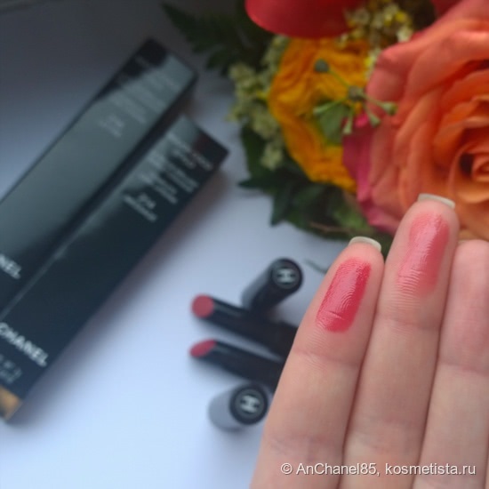 Фантастическая помада-блеск Chanel Rouge Coco Stylo в оттенках 214 message & 216 lettre