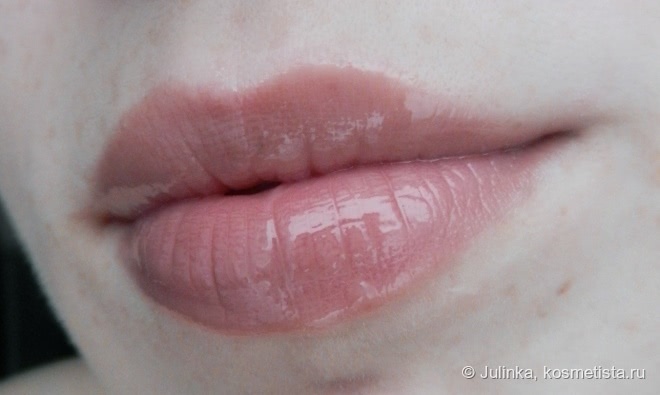 Универсальный нюд - блеск для губ Essence I Love Nude Xxxl Nude Lipgloss 06 Soft Almond