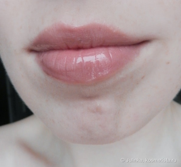 Универсальный нюд - блеск для губ Essence I Love Nude Xxxl Nude Lipgloss 06 Soft Almond
