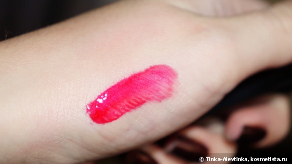 Chanel Rouge Allure Gloss Colour And Shine Lipgloss In One Click #18 Seduction: ярко-розовый соблазн от Шанель