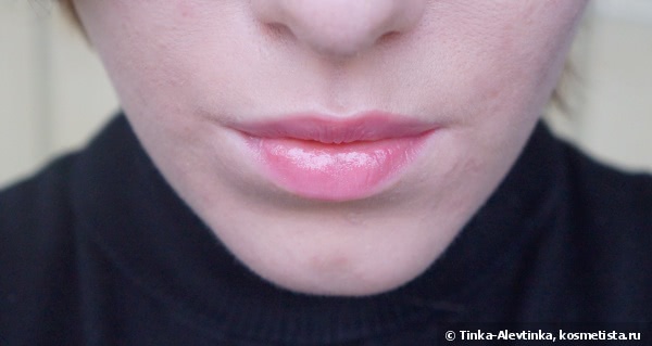 Совсем не зимняя нежность: Chanel Rouge Coco Shine Hydrating Sheer Lipshine #57 Aventure