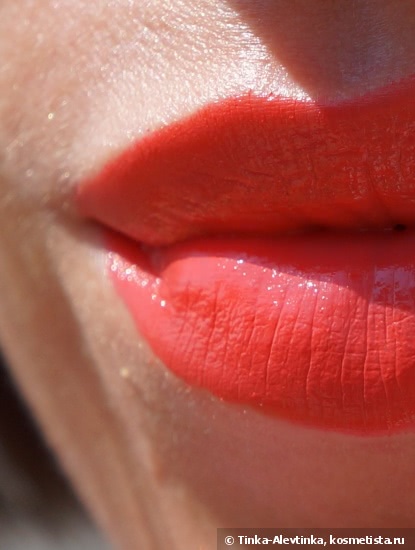 Идеальный летний коралл. Estée Lauder Pure Color Envy Sculpting Lipstick 320 Defiant Coral