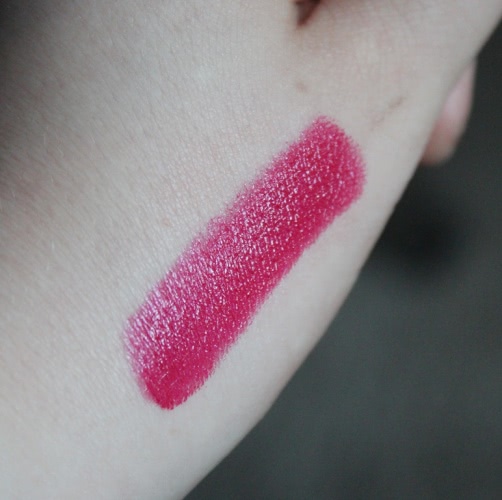 Три помады из линейки Dolce and Gabbana Monica Voluptuous Lipstick (Only, Chic, Italian)