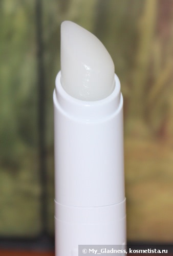 Трое из французского ларца Bioderma - на лицо, губы и тело