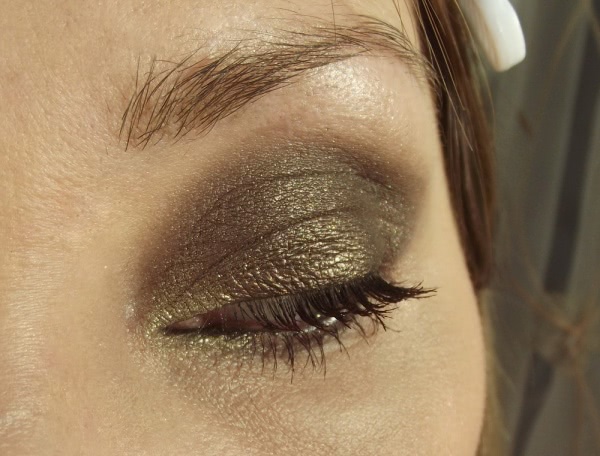 Новогодний макияж на базе классического Smoky eyes