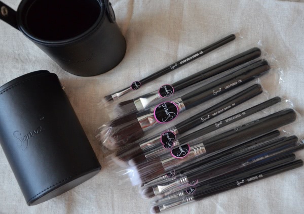 Набор кистей Sigma Beauty Mr. Bunny Essential Kit Professional Brush Collection