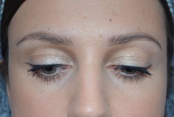 Рождественские тени Dior Diorshow Fusion Mono Long-wear Professional Mirror-shine Eyeshadow 621 Mirror