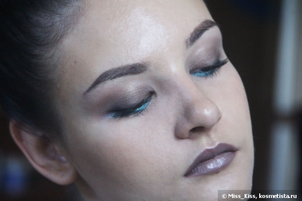 Карандаш для глаз от Yves Rocher Couleurs Nature Euphorisantes Couleurs Waterproof Eye Pencil в оттенке 05 Turquoise