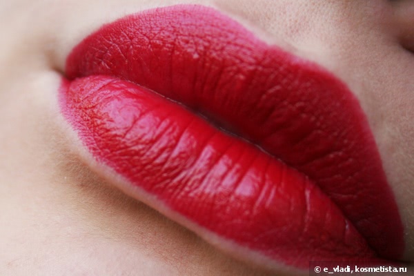 Essence - помада Long Lasting Lipstick #03 Dare to wear