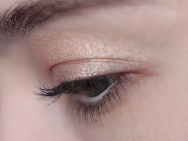 Жидкие тени Yves Saint Laurent Full Metal Shadow #4 Onde Sable