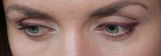 Постоянная помощница Urban Decay Naked Basics