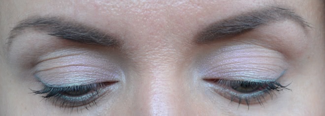 Shiseido Luminizing Satin Eye Color Trio BL215 Static - моя весна