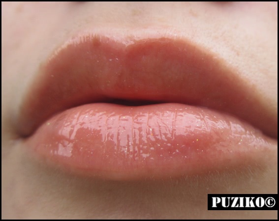 Знакомство с маркой. Catrice Carnival of Colours Ultimate Colour Lipgloss