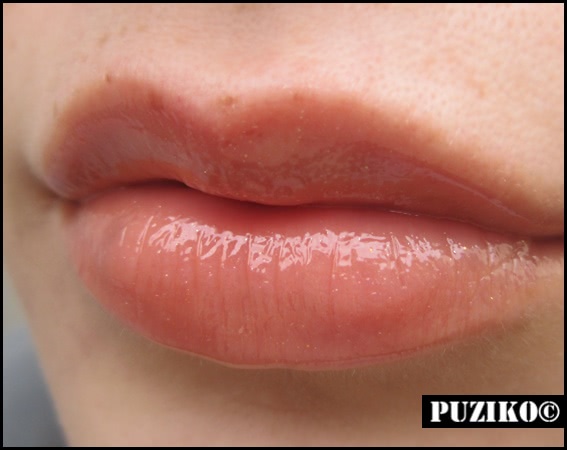 Знакомство с маркой. Catrice Carnival of Colours Ultimate Colour Lipgloss