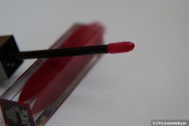Блеск для губ Burberry Lip Glow Natural Lip Gloss #23