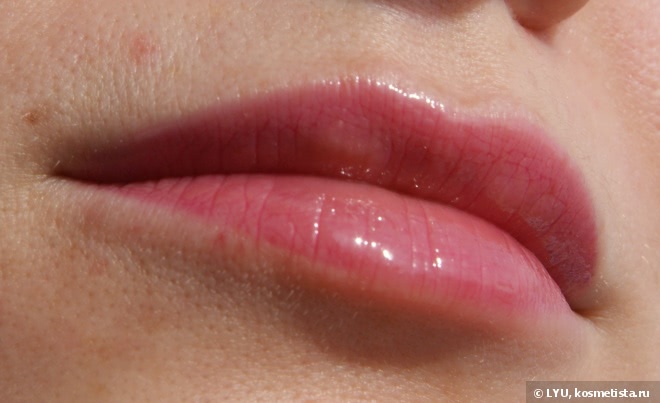 Блеск для губ Burberry Lip Glow Natural Lip Gloss #23