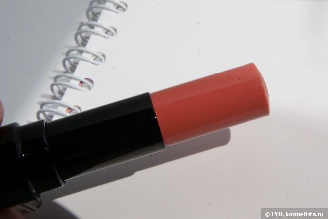 Помада Chanel Les Beiges Healthy Glow Hydrating Lip Balm №10