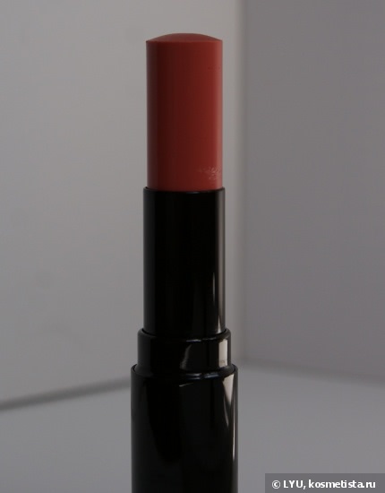 Помада Chanel Les Beiges Healthy Glow Hydrating Lip Balm №10