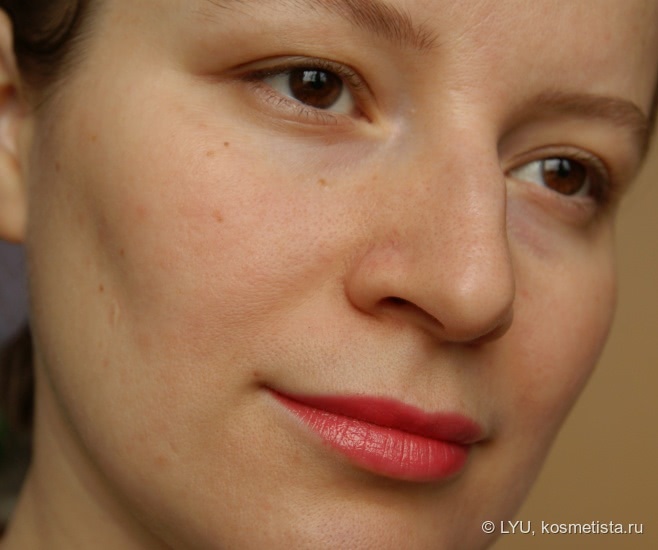 Помада Guerlain la petite robe noire le rouge #041