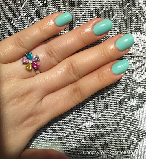 Вернусь в лето - Sally Hansen Гель-лак для ногтей Miracle Gel Color № 240 и топовое покрытие Miracle Gel Top Coat 2.0