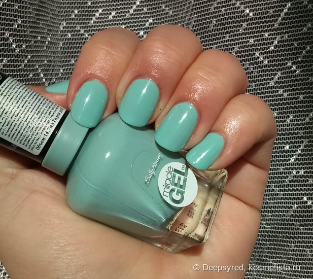Вернусь в лето - Sally Hansen Гель-лак для ногтей Miracle Gel Color № 240 и топовое покрытие Miracle Gel Top Coat 2.0