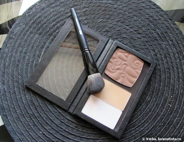 Скульптурирование для загорелых красоток: пудра Just make up Compact powder т.21