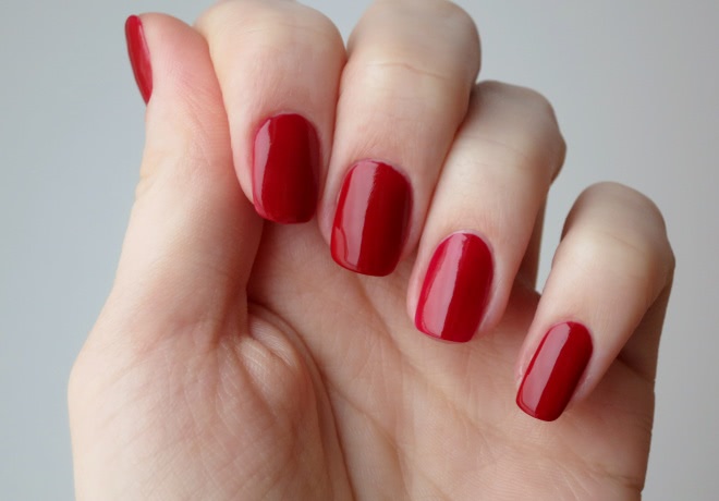 Такой долгожданный теплый красный! China Glaze Nail Lacquer with Hardeners
