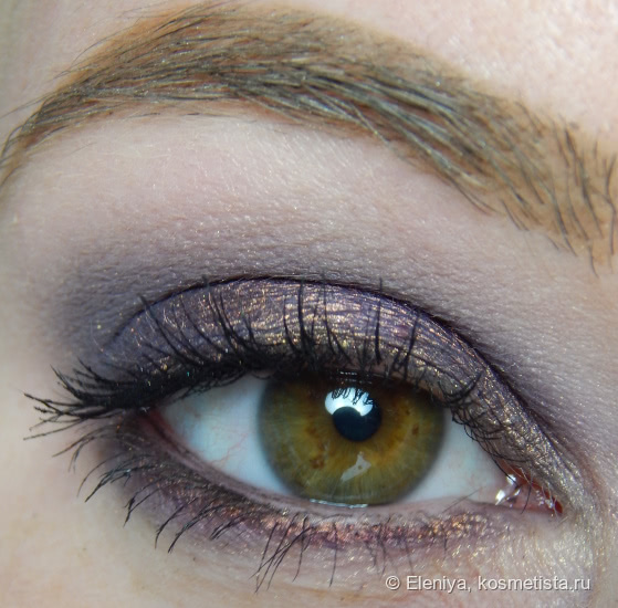Тени Fyrinnae Loose Eye Shadow Dualcolors в оттенках Mephisto и Rapunzel Had Extensions