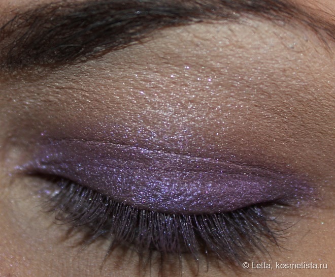 Мой космический пигмент MAC Pigment Colour Powder #violet