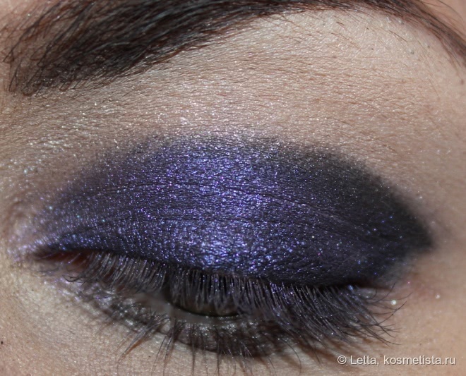 Мой космический пигмент MAC Pigment Colour Powder #violet