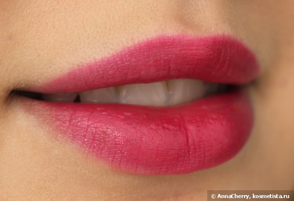 Тинт-карандашик Revlon Just Bitten Kissable Balm Stain №020, Lovesick Passionnee