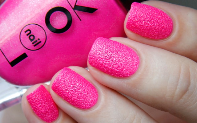 Nail Look-Think Pink, Miami Beach