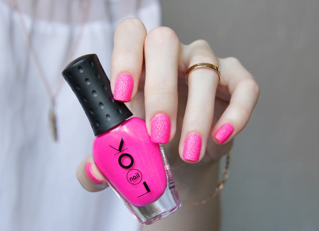 Nail Look-Think Pink, Miami Beach