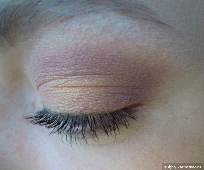 Shiseido Luminizing Satin Eye Color Trio #rd299 Beach Grass; #RD 711 Pink Sands
