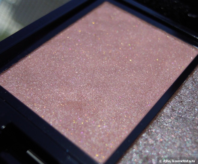Shiseido Luminizing Satin Eye Color Trio #rd299 Beach Grass; #RD 711 Pink Sands