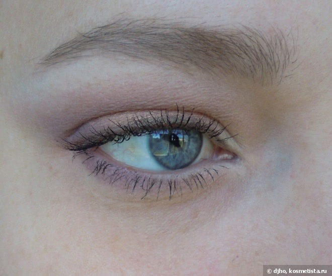 Shiseido Luminizing Satin Eye Color Trio #rd299 Beach Grass; #RD 711 Pink Sands