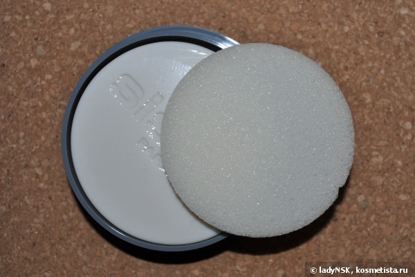 Очищение для лица, требующее смывание водой (марок Biotherm, Clarins, Estee Lauder, Green Mama, Guerlain, Helena Rubinstein, L'Occitane, Matis, Sisley)