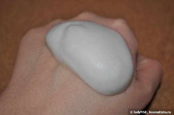 Очищение для лица, требующее смывание водой (марок Biotherm, Clarins, Estee Lauder, Green Mama, Guerlain, Helena Rubinstein, L'Occitane, Matis, Sisley)