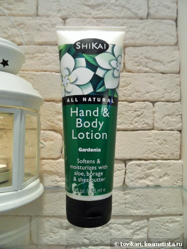 Фруктово-цветочный уход за телом от Desert Essence и Shikai