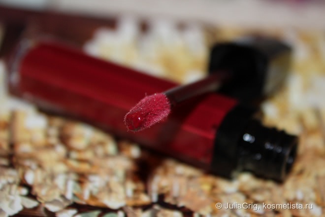 Guerlain Gloss d’Enfer Maxi Shine Intense Colour & Shine Bare Lip Sensation - №920 (Rouge Parade)
