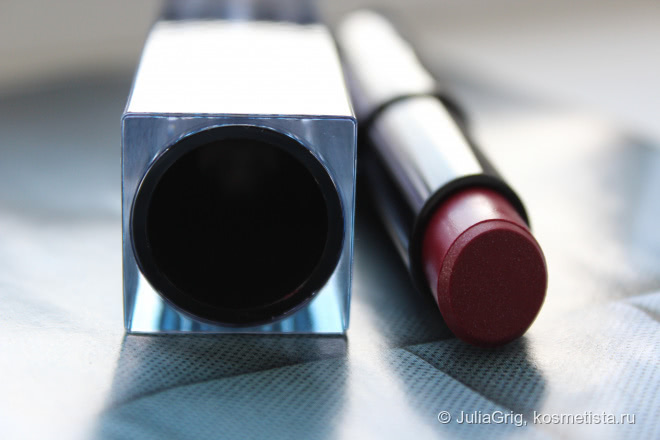 Givenchy Rouge Interdit Vinyl - №12 (Grenat Envoûtant)