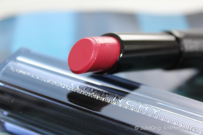 Givenchy Rouge Interdit Vinyl - №12 (Grenat Envoûtant)