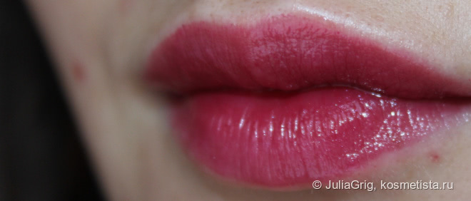 Givenchy Rouge Interdit Vinyl - №12 (Grenat Envoûtant)