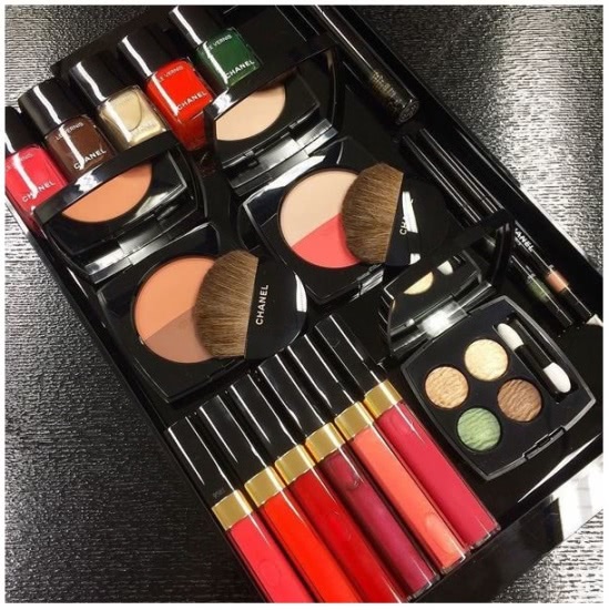 Chanel Dans La Lumiere De L'Ete Collection Summer 2016