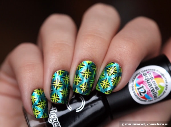Dance Legend Top Coat Aquarelle в стемпинге