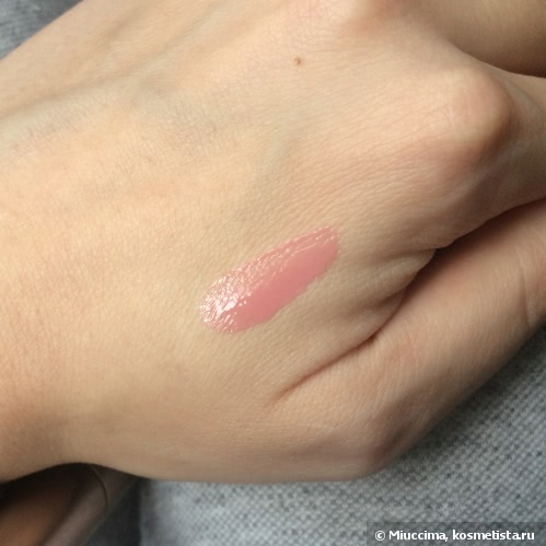Весенний любимчик - блеск для губ Urban Decay Naked Ultra Nourishing Lipgloss